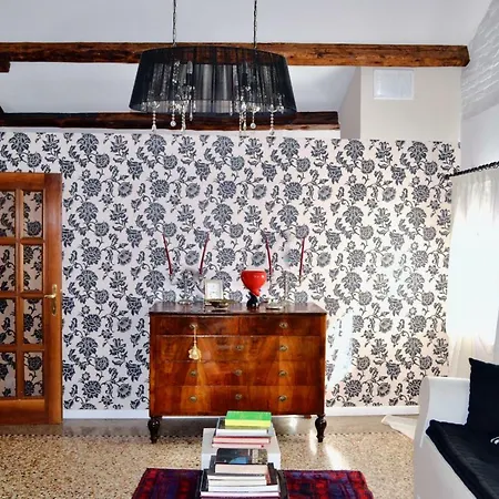 Casa Corte Delle Ancore *