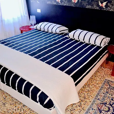 Corte Delle Ancore Apartment *