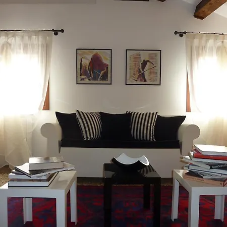 Casa Corte Delle Ancore Lägenhet