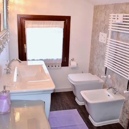 Casa Corte Delle Ancore *